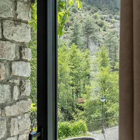 De La Restonica Hotel *