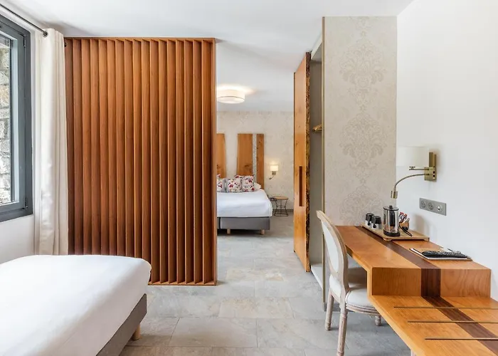 De La Restonica Hotel