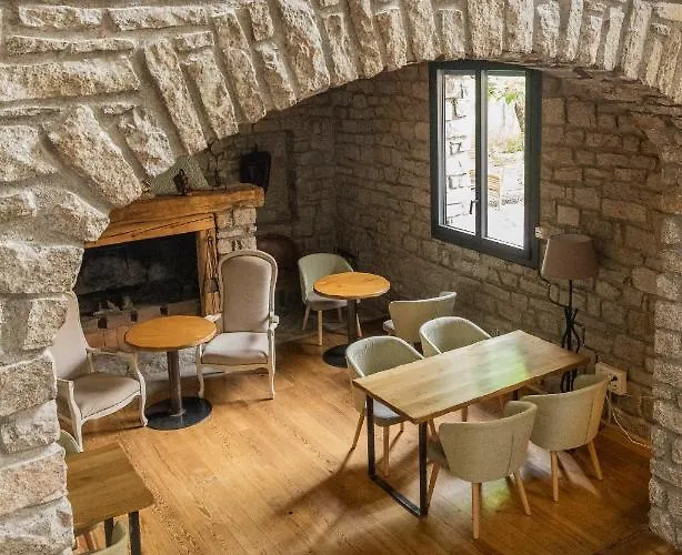 Hotel De La Restonica