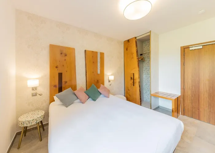 De La Restonica Hotel