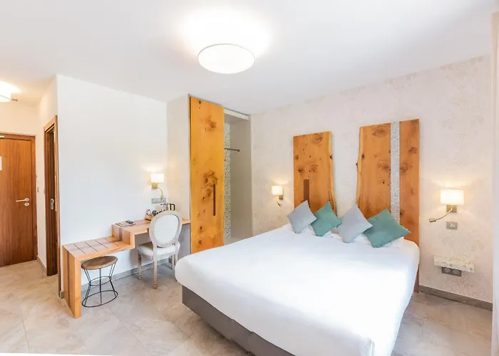 Hotel De La Restonica