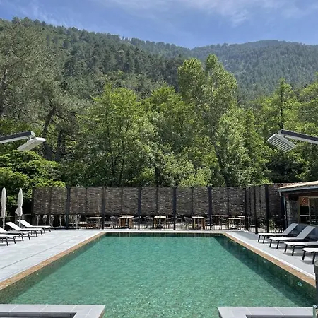 Hotell De La Restonica