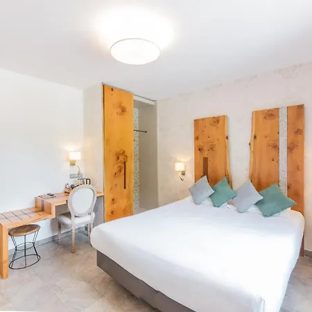 Hotell De La Restonica