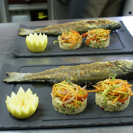 De La Restonica Hotell