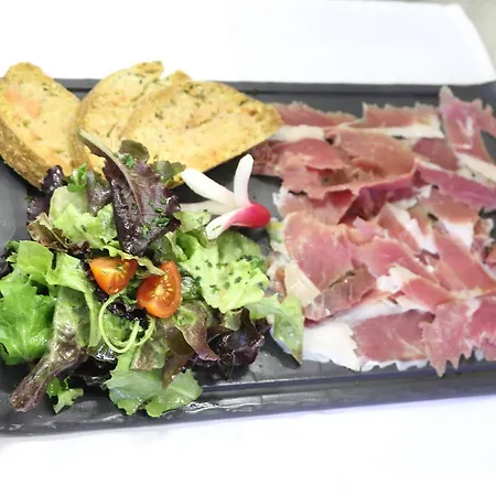 Hotell De La Restonica Corte (Corsica)