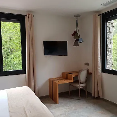 Hotell De La Restonica