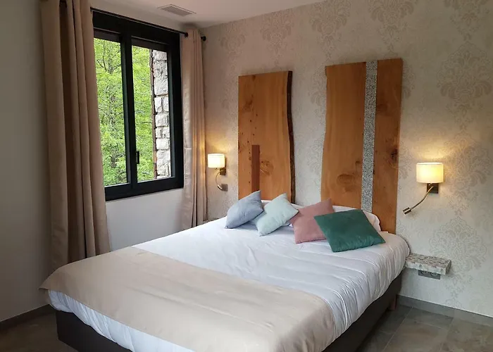 מלון De La Restonica *